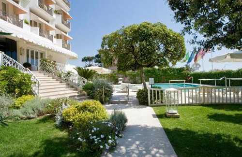 Forte dei Marmi Hotel | Hotel Il Negresco