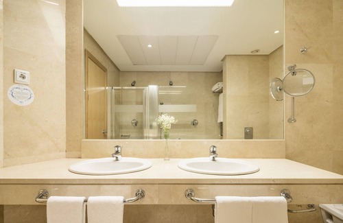 Simancas Hotel | Hotel ILUNION Alcalá Norte