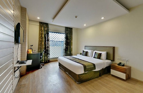 Lajpat Nagar Hotel | Hotel Imperial Villa