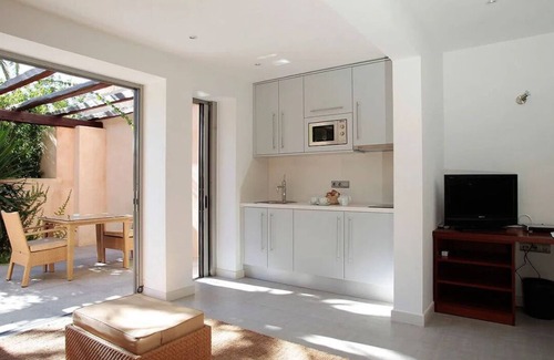 Sant Rafael de Sa Creu Hotel | Hotel In San Rafael With Air Conditioner, Smoking, Tv