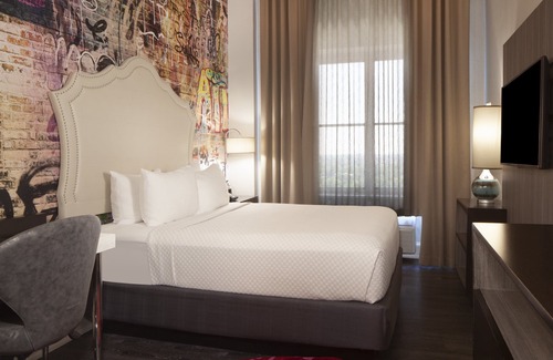 Midtown Hotel | Hotel Indigo Atlanta Midtown by IHG