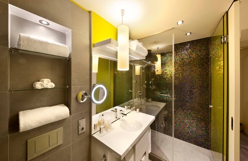 West Berlin Centre Hotel | Hotel Indigo Berlin – Ku’damm by IHG