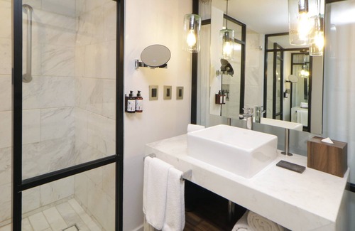 Chapalita Hotel | Hotel Indigo Guadalajara Expo by IHG