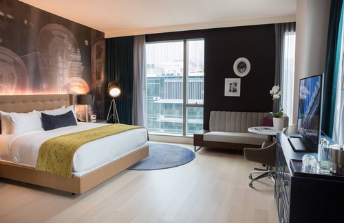 Downtown Los Angeles Hotel | Hotel Indigo Los Angeles Downtown by IHG