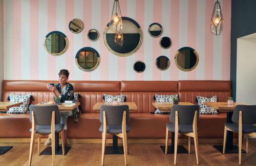 Manchester City Centre Hotel | Hotel Indigo Manchester - Victoria Station by IHG