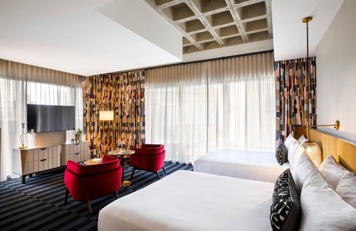 Mile Square Hotel | Hotel Indy, Indianapolis, a Tribute Portfolio Hotel