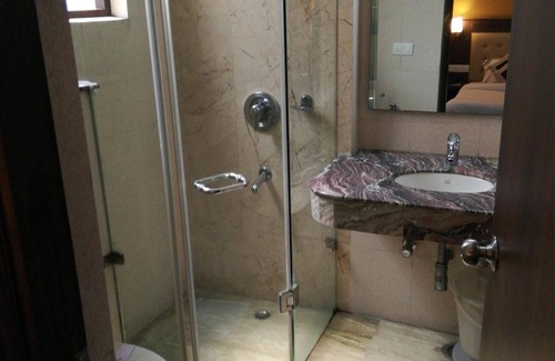 Karol Bagh Hotel | Hotel Inn Tawang