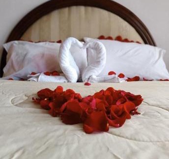 Parroquia Celiano Monge Hotel | Hotel International Prestige