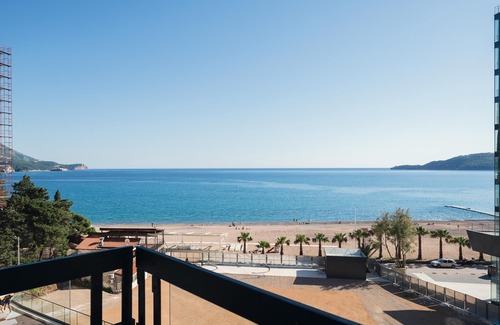 Becici Villa | Hotel Invictus