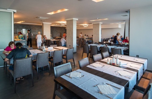 Neum House | Hotel Jadran - Twin Room with Balcony and Sea View