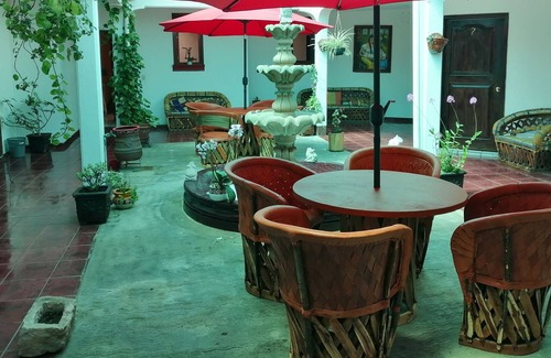 Erongaricuaro Hotel | Hotel Jardin