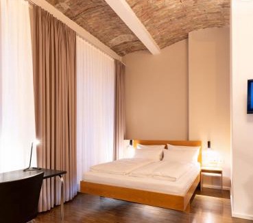 Kreuzberg Hotel | Hotel Johann