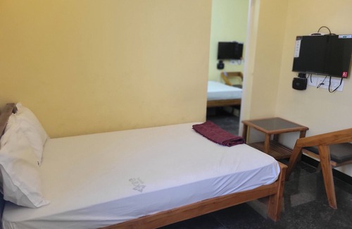 Madurai Hotel | Hotel kaala Bairav Annex 1