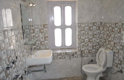 Jangpura Hotel | Hotel Kabli