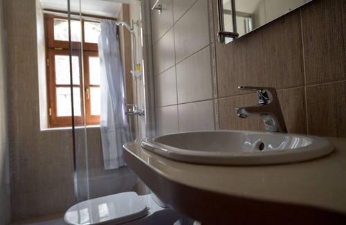 Gjirokaster Hotel | Hotel Kalemi 2