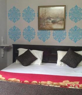 Amar Sagar Pol Hotel | Hotel Kalinga Palace