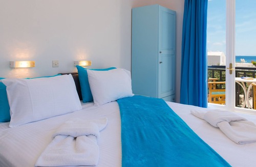 Platis Gialos Hotel | Hotel Karma