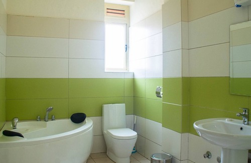 Mbarara Hotel | Hotel Kash Masaka Road