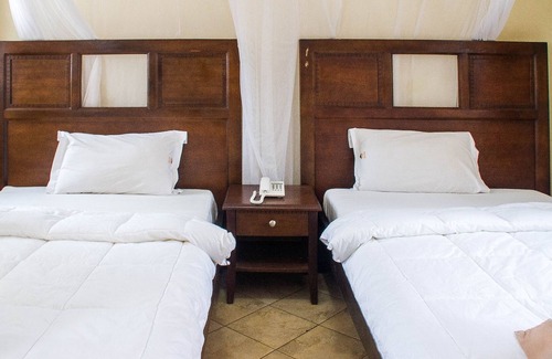 Mbarara Hotel | Hotel Kash Masaka Road