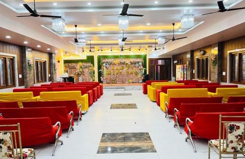 Rudrapur Apartment | HOTEL KINGDOM AND BANQUEt