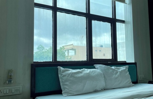 Bhopal Hotel | Hotel Komal Palace