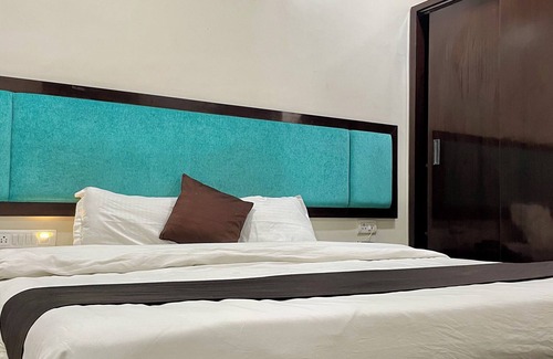 Bhopal Hotel | Hotel Komal Palace