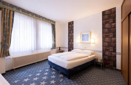 Altstadt-Nord Hotel | Hotel Königshof The Arthouse