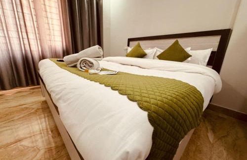 Chhata Hotel | Hotel Krishna Residency Vrindavan