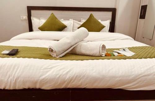Chhata Hotel | Hotel Krishna Residency Vrindavan
