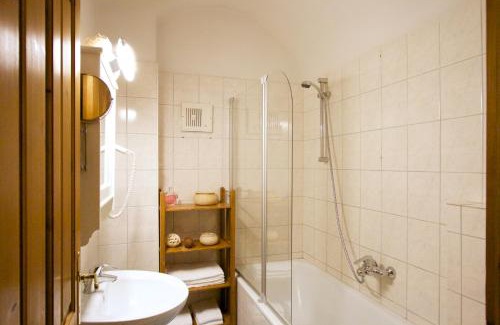 City Centre Salzburg Hotel | Hotel Krone 1512