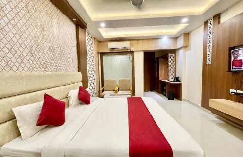 Puri Hotel | Hotel KUBER PALACE ! PURI near-sea-beach-and-temple fully-air-conditioned-hotel with-lift-and-parking-facility - 3