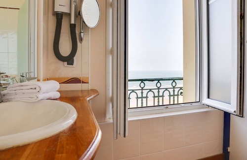 Courtoisville-Sillon-Moka Hotel | Hotel Kyriad Saint Malo centre Plage