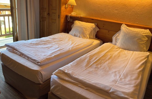 Chamonix City Centre Hotel | Hotel L'Oustalet