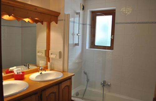 Chamonix City Centre Hotel | Hotel L'Oustalet