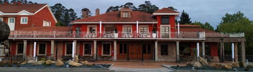 La Favorita Hotel | HOTEL LA CAMPANA