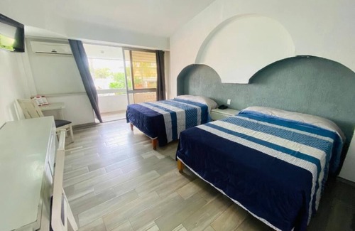 Aguascalientes Hotel | Hotel la Cascada Express
