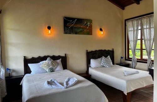 Manuel Antonio Hotel | Hotel La Colina