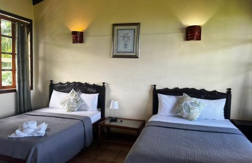 Manuel Antonio Hotel | Hotel La Colina