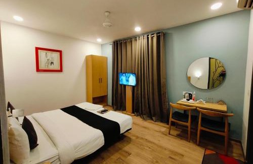 Indira Nagar Hotel | Hotel La Maison