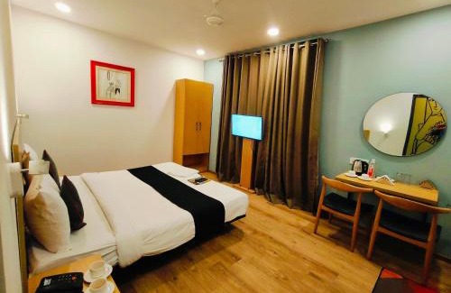 Indira Nagar Hotel | Hotel La Maison