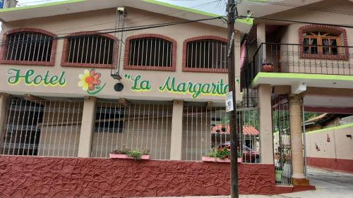 Mineral de Angangueo Hotel | Hotel La Margarita