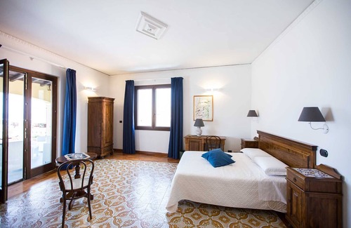 Castellammare del Golfo Hotel | Hotel La Piazzetta