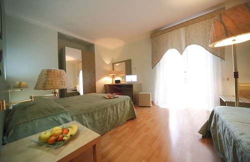 Naples City Centre Hotel | Hotel La Pace