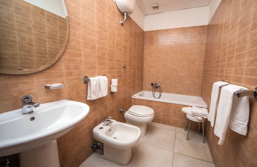 Naples City Centre Hotel | Hotel La Pace