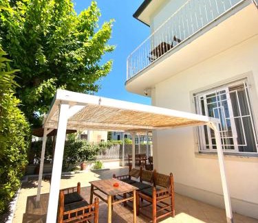 Marina di Massa Hotel | Hotel La Perla