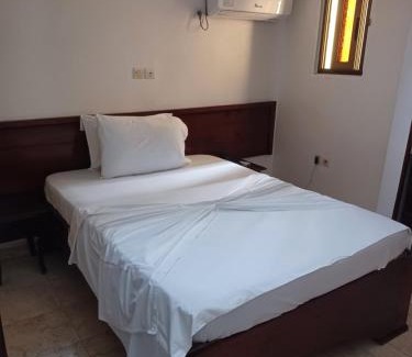 Loubomo Hotel | Hotel la Renaissance