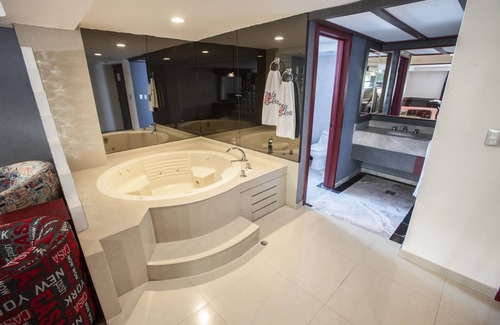 Santa Maria la Ribera Hotel | Hotel La Rosa - Adults Only