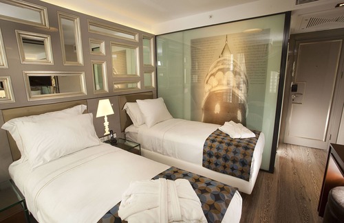 Talimhane Hotel | Hotel La Villa