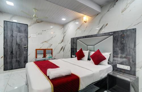 Powai Hotel | Hotel Lake Site