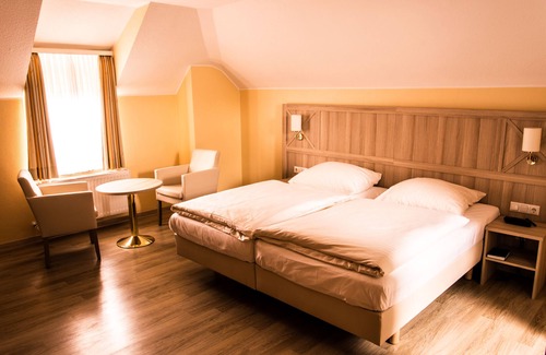 Loevenich Hotel | Hotel Landhaus Gut Keuchhof